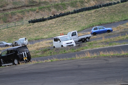 �t���[���s